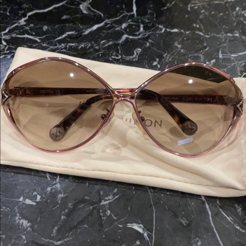 Louis Vuitton Sunglasses Z0539U Rose Gold - Picture 3 of 7